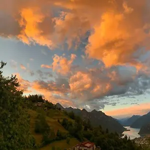 Frühstückspension L'ariosa D'idro, Crone