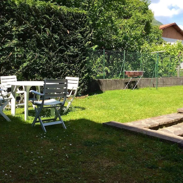 Villa Harriet Sovere 0*,  İtalya