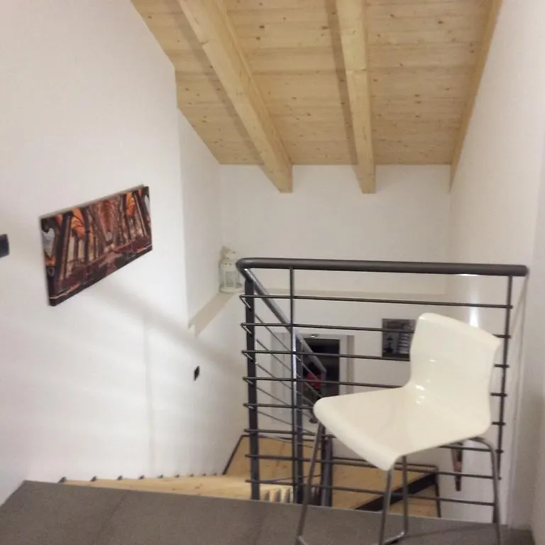 Villa Harriet Sovere 0*,