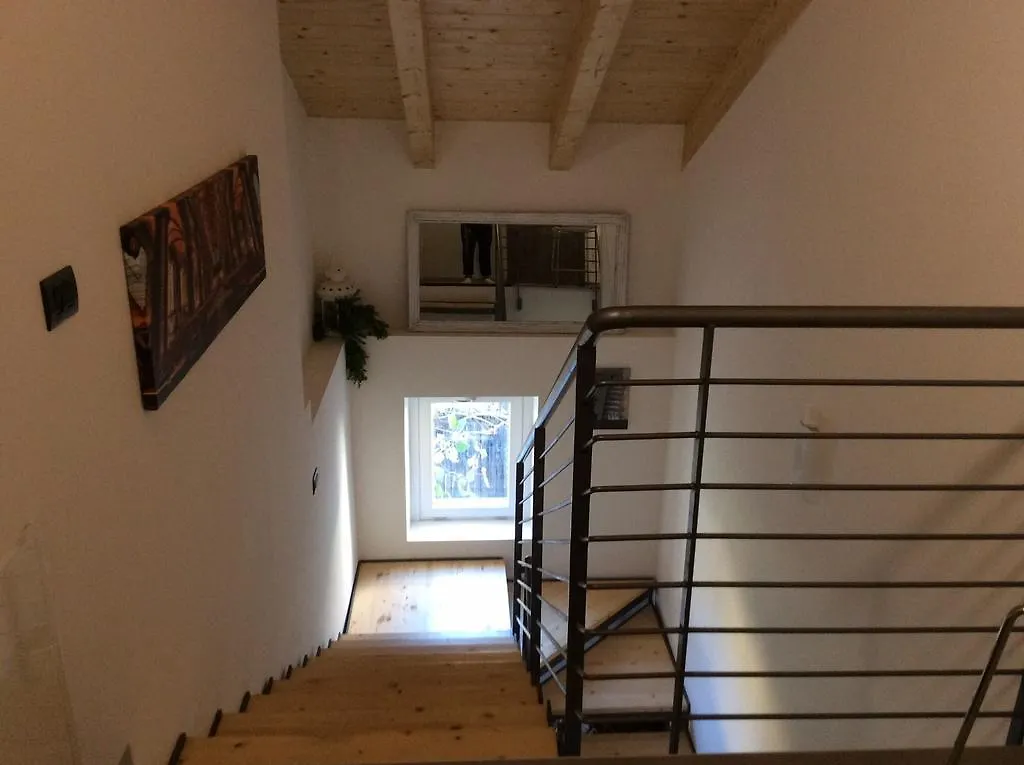 Villa Harriet Sovere 0*,  Italy